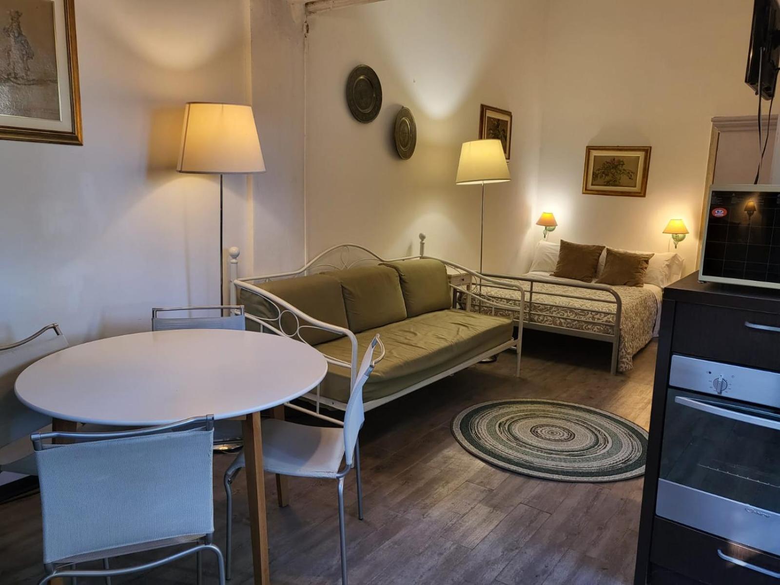 Wonderful Lake View Apartments With Pool With Breakfast Gardasee Torri del Benaco Kültér fotó